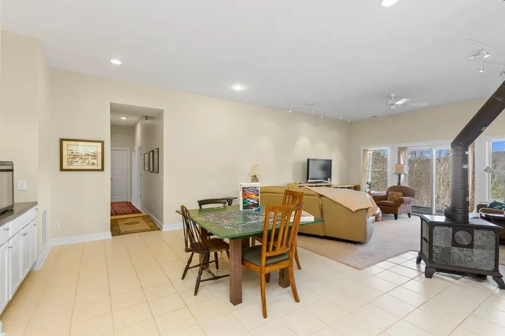 9586 Brunk Spring Lane Broadway VA 22815