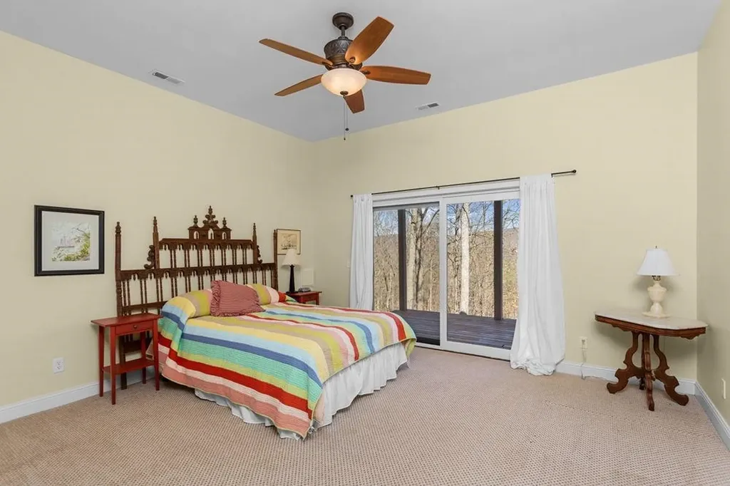 9586 Brunk Spring Lane Broadway VA 22815