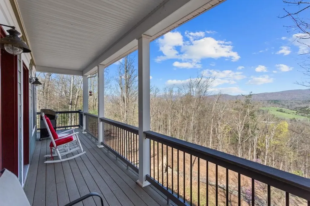 9586 Brunk Spring Lane Broadway VA 22815