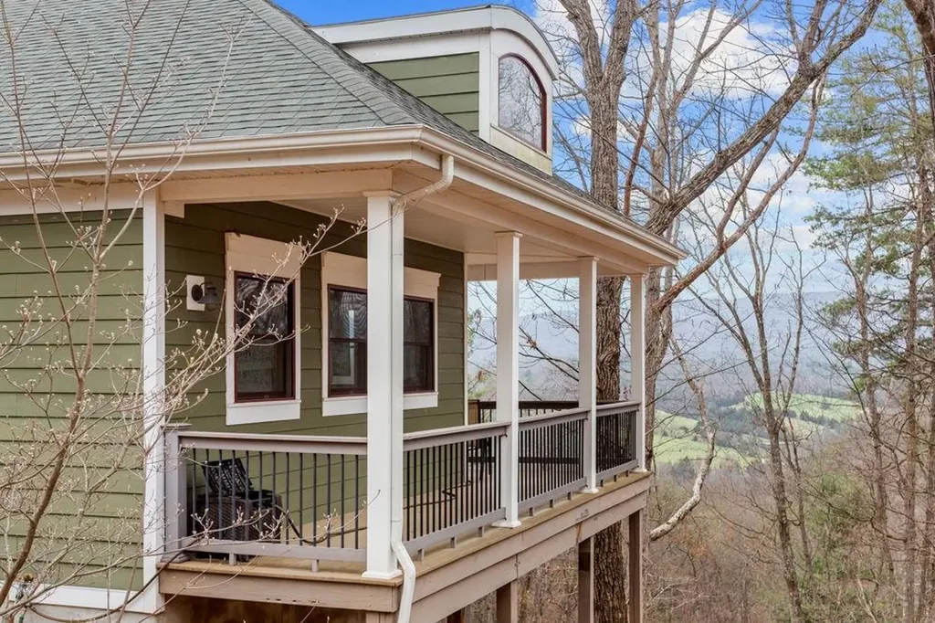 9586 Brunk Spring Lane Broadway VA 22815