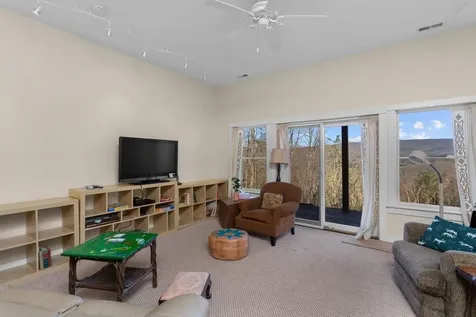 9586 Brunk Spring Lane Broadway VA 22815