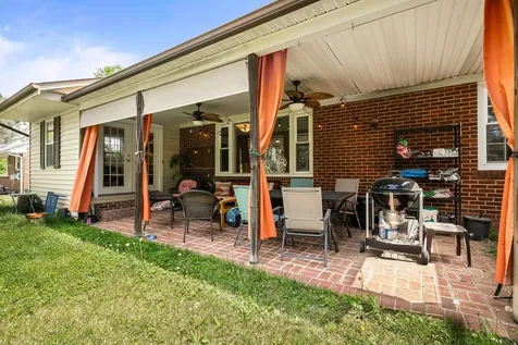 218 Court Road Waynesboro VA 22980