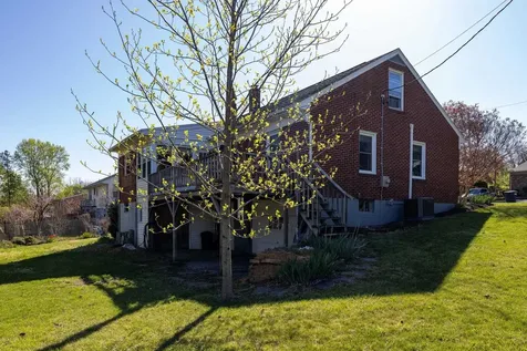 1039 Moore Street Harrisonburg VA 22802