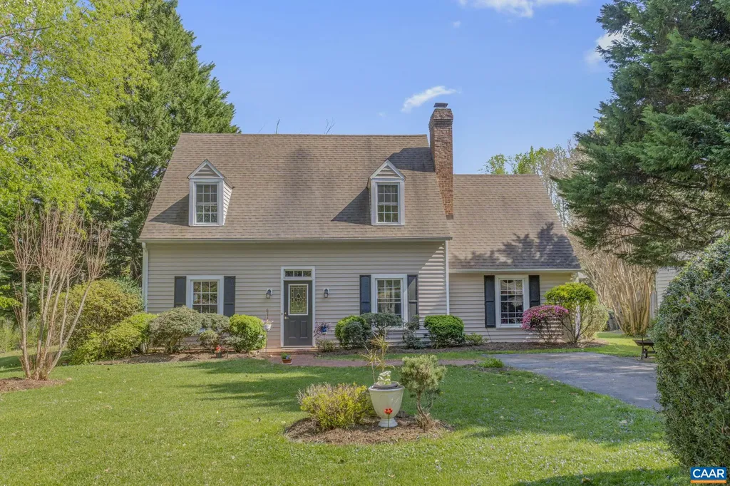 1745 Sourwood Place Charlottesville VA 22911