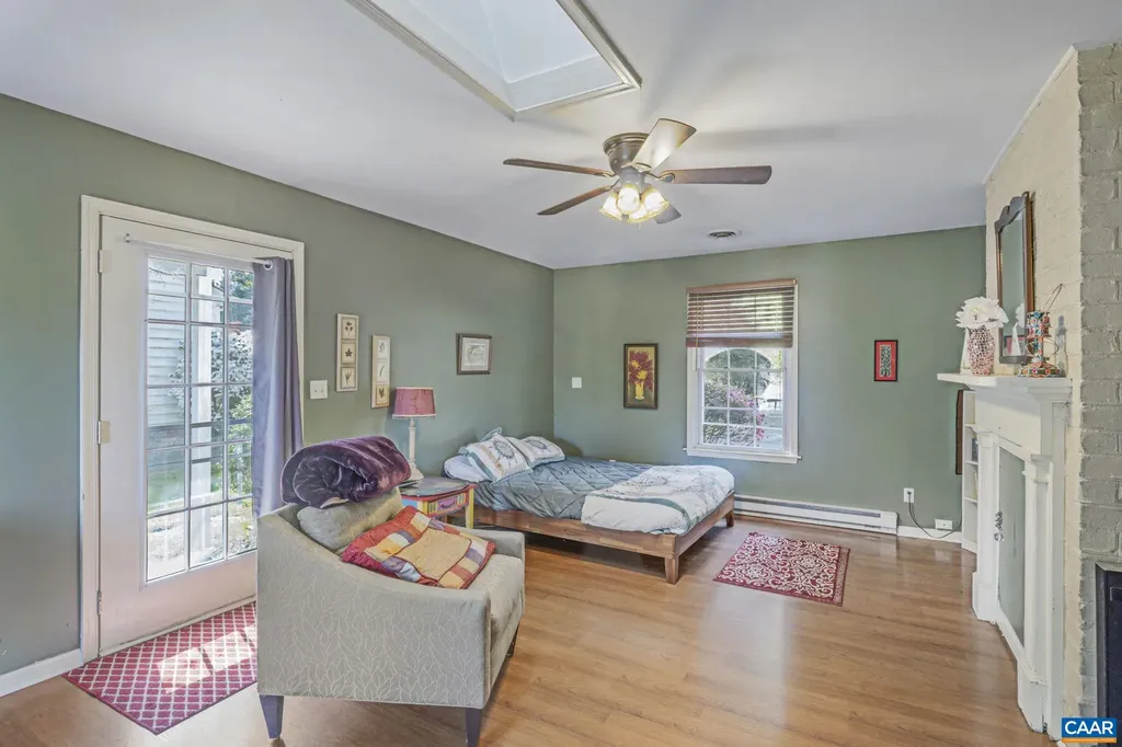 1745 Sourwood Place Charlottesville VA 22911