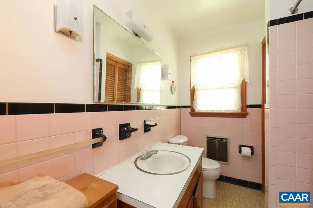 6928 Blackwells Hollow Road Crozet VA 22932