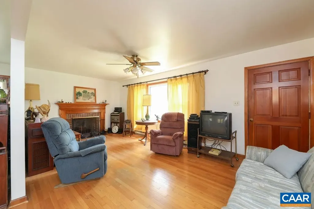 6928 Blackwells Hollow Road Crozet VA 22932