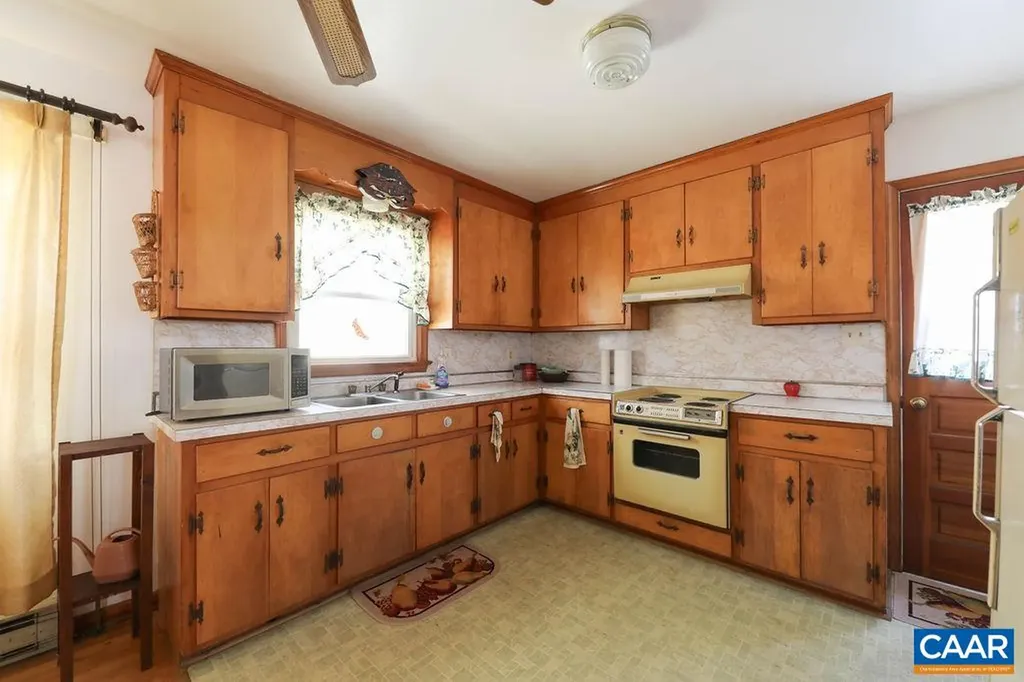 6928 Blackwells Hollow Road Crozet VA 22932