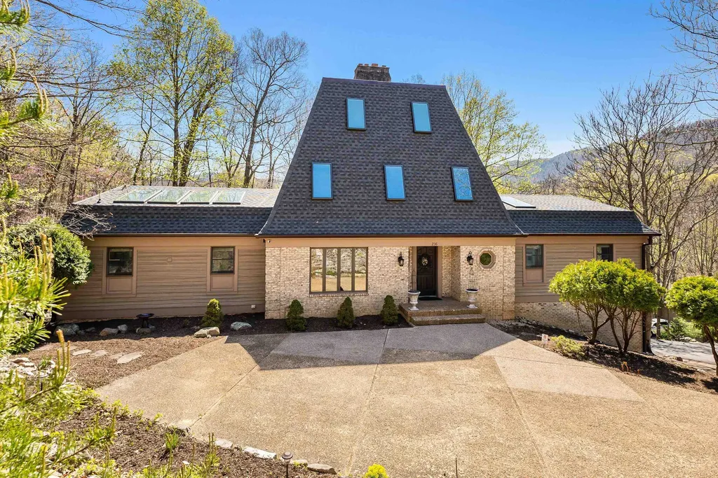 236 Hogan Court Mcgaheysville VA 22840