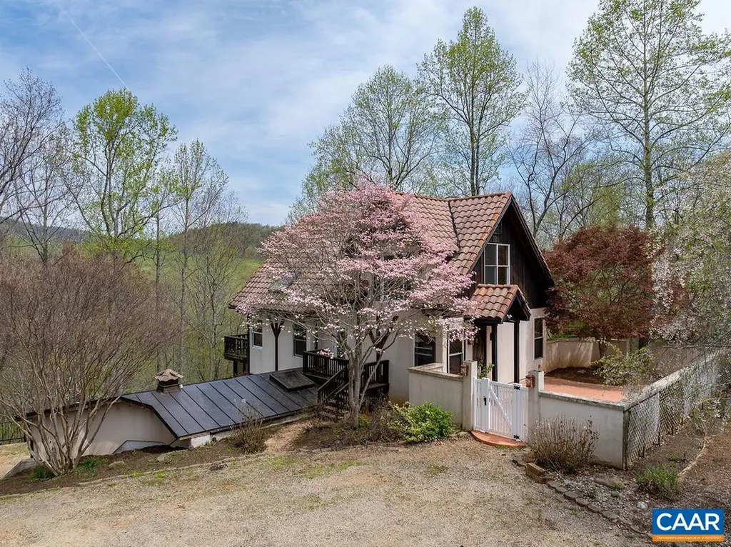 7035 Blackwells Hollow Road Crozet VA 22932