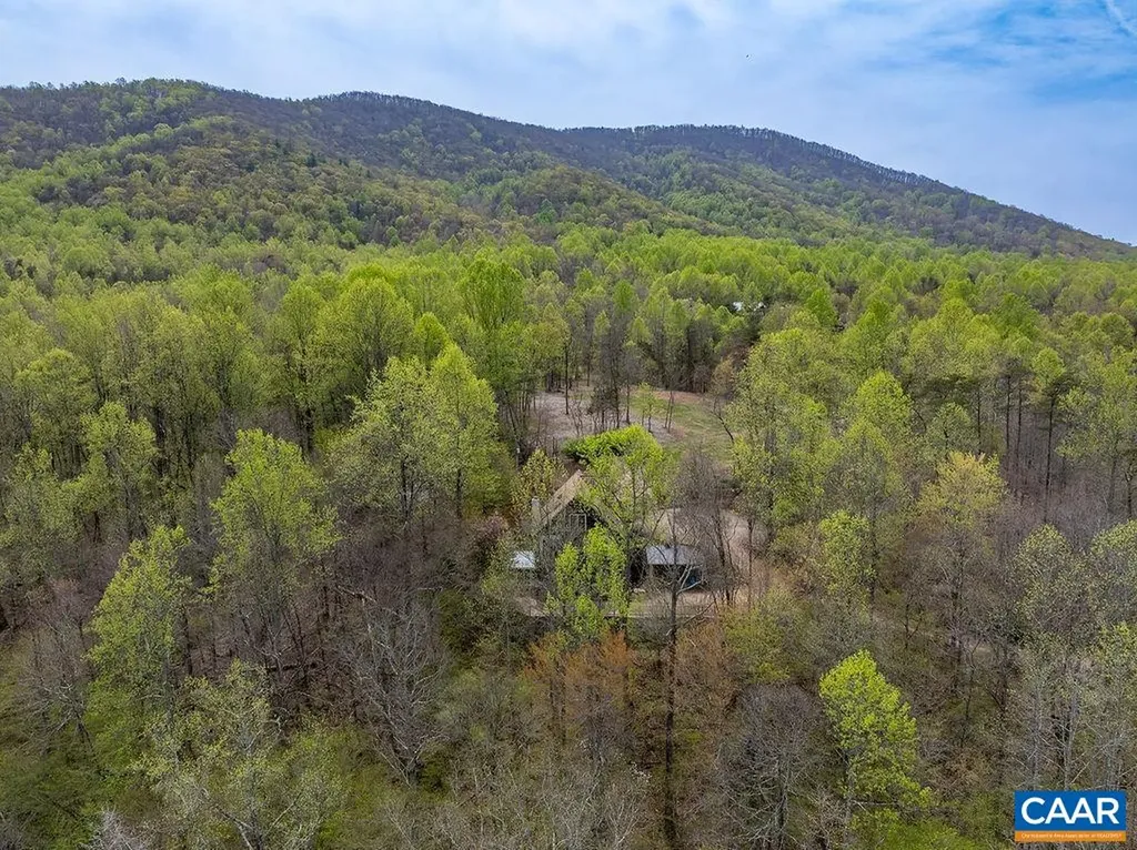 7035 Blackwells Hollow Road Crozet VA 22932