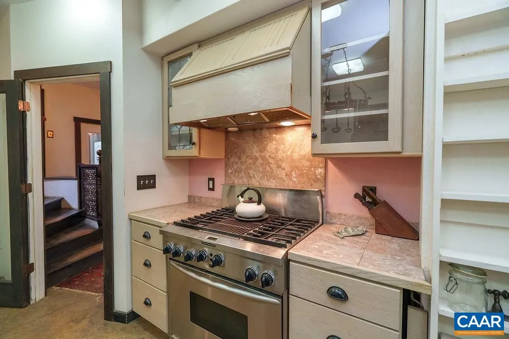 7035 Blackwells Hollow Road Crozet VA 22932