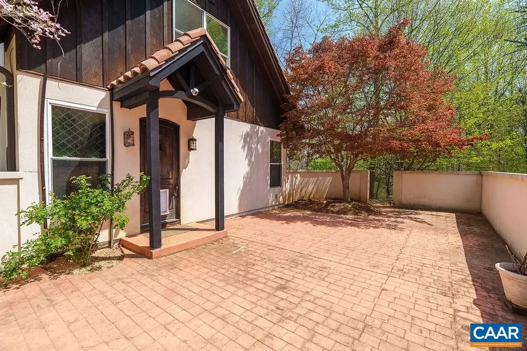 7035 Blackwells Hollow Road Crozet VA 22932