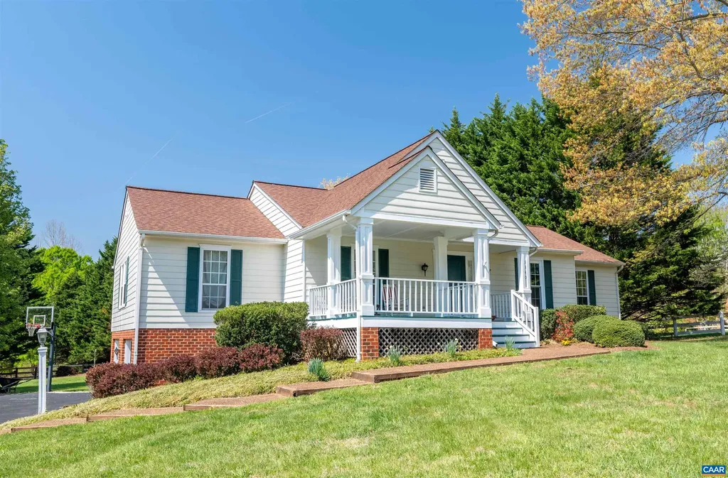 3340 Meadowfield Lane Charlottesville VA 22911