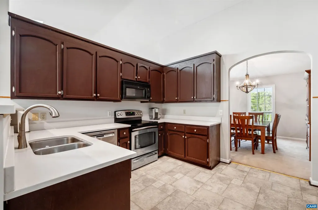 3340 Meadowfield Lane Charlottesville VA 22911