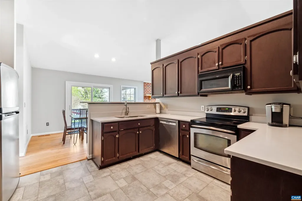 3340 Meadowfield Lane Charlottesville VA 22911