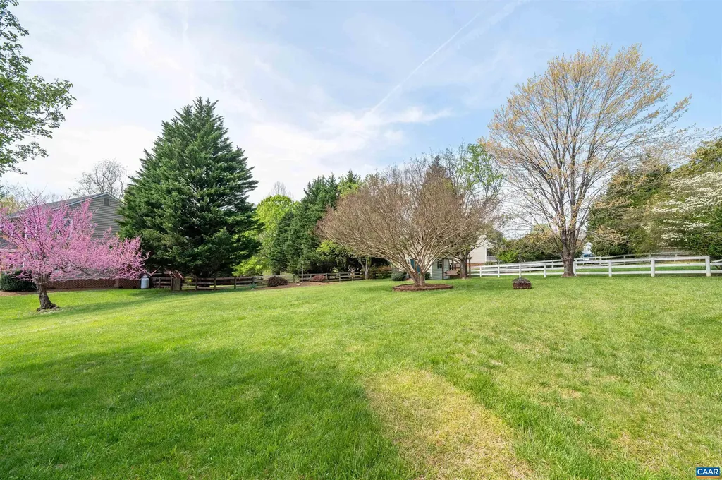 3340 Meadowfield Lane Charlottesville VA 22911