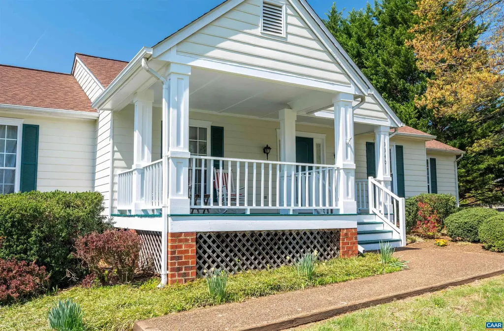 3340 Meadowfield Lane Charlottesville VA 22911