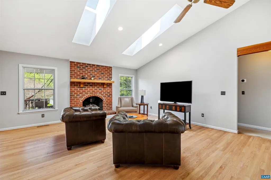 3340 Meadowfield Lane Charlottesville VA 22911