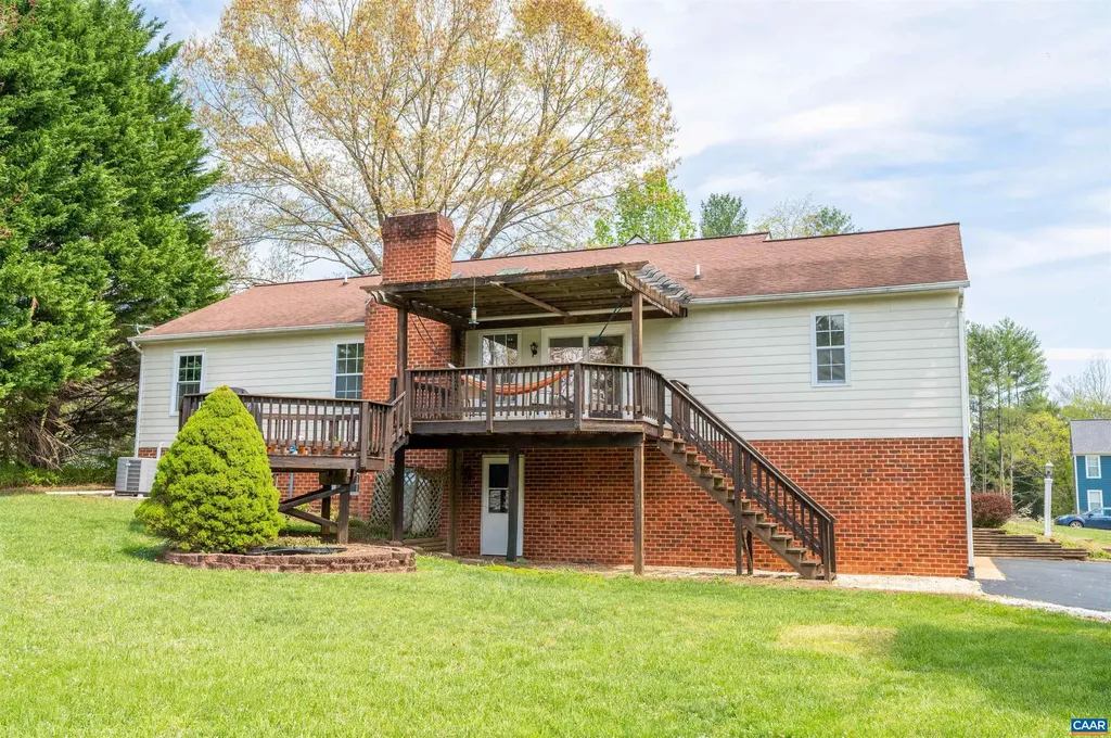 3340 Meadowfield Lane Charlottesville VA 22911