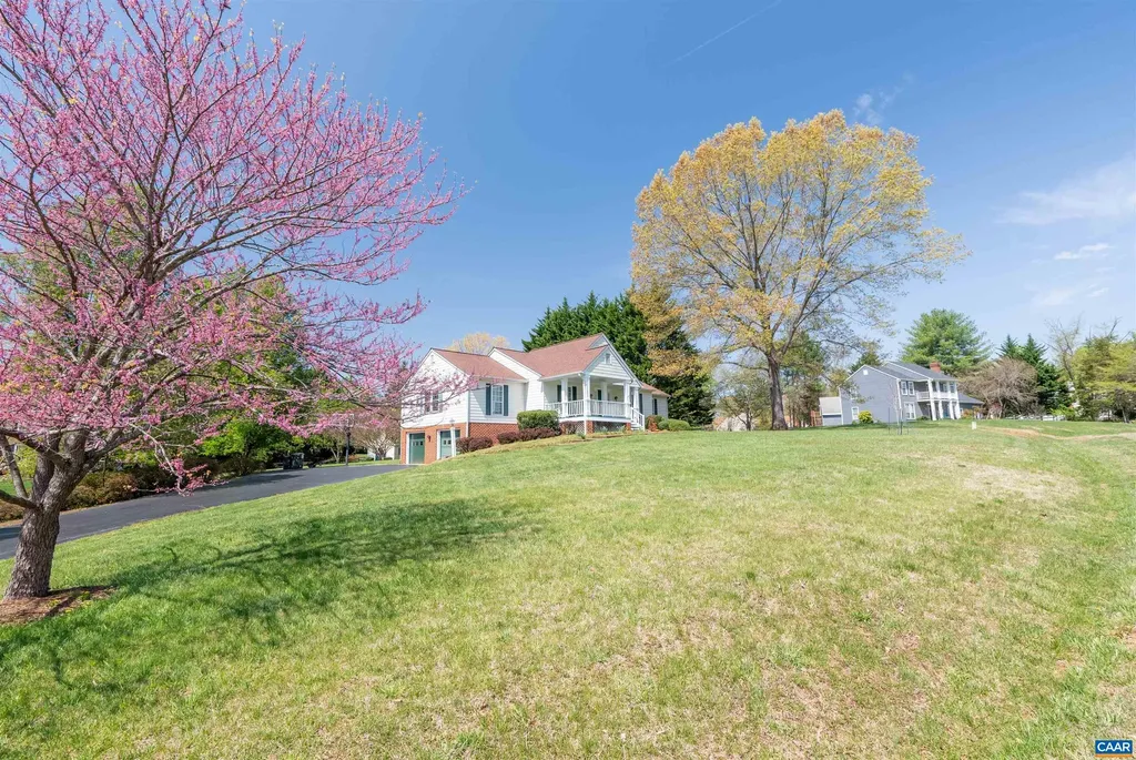 3340 Meadowfield Lane Charlottesville VA 22911