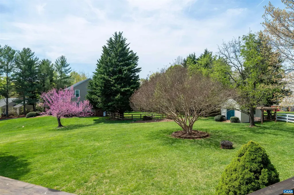 3340 Meadowfield Lane Charlottesville VA 22911