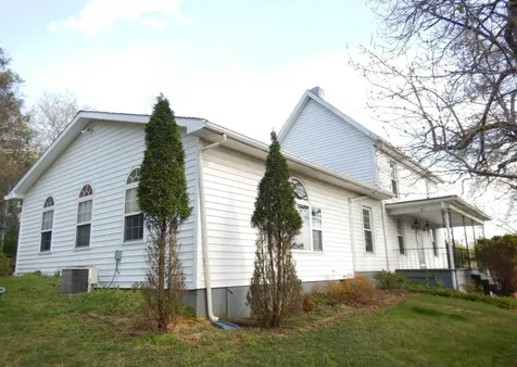 941 Mckinley Road Middlebrook VA 24459