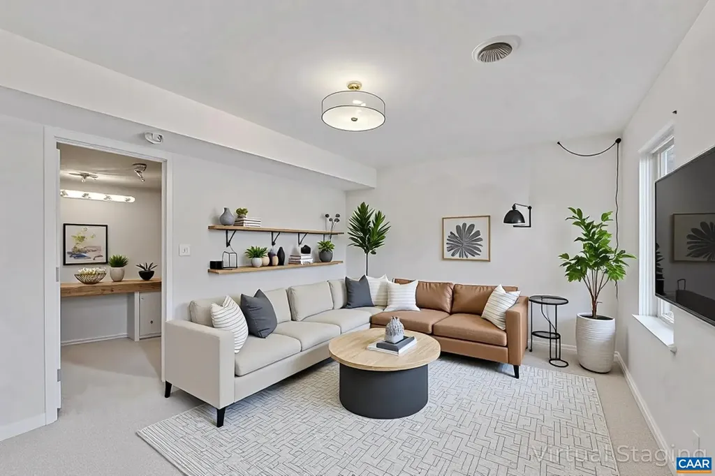 42 Cliftwood Road Palmyra VA 22963