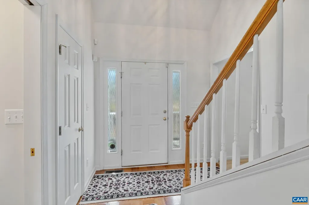 42 Cliftwood Road Palmyra VA 22963