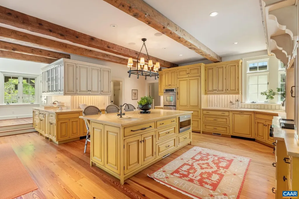 353 Bloomfield Road Charlottesville VA 22901