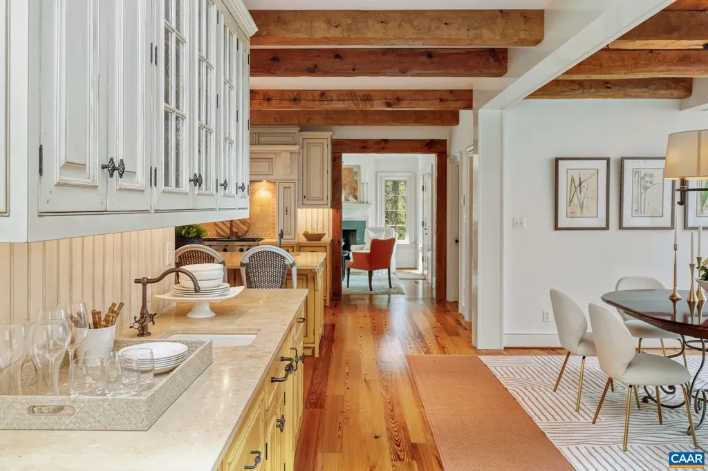 353 Bloomfield Road Charlottesville VA 22901