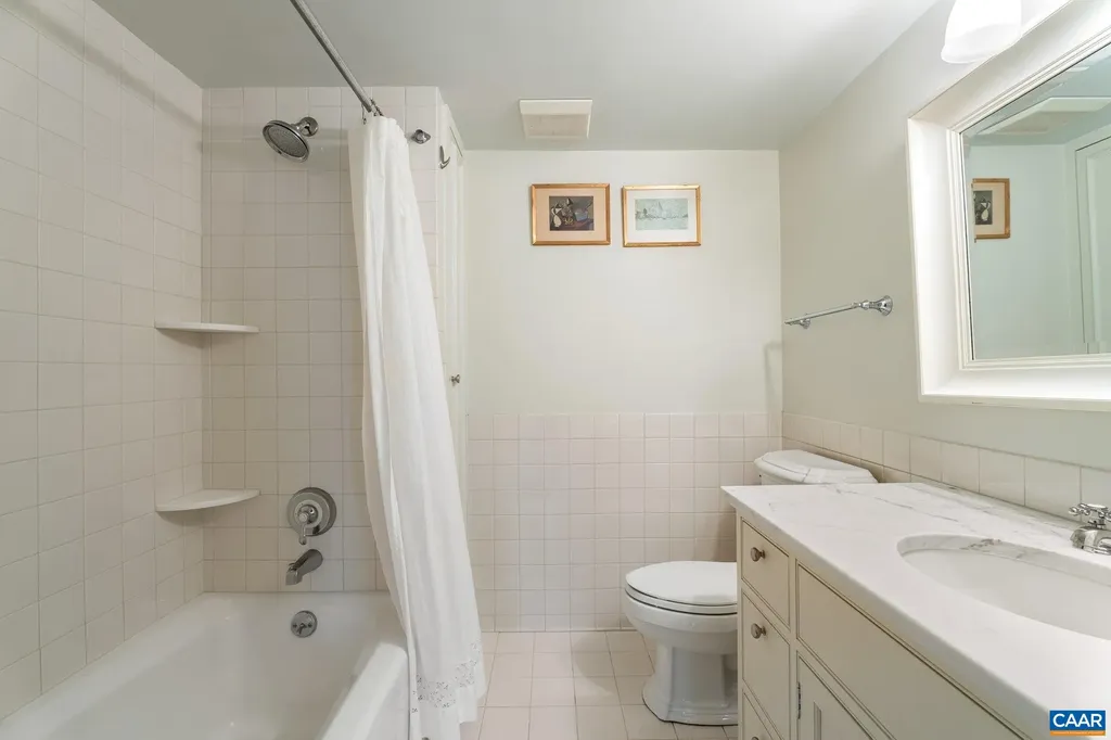 353 Bloomfield Road Charlottesville VA 22901