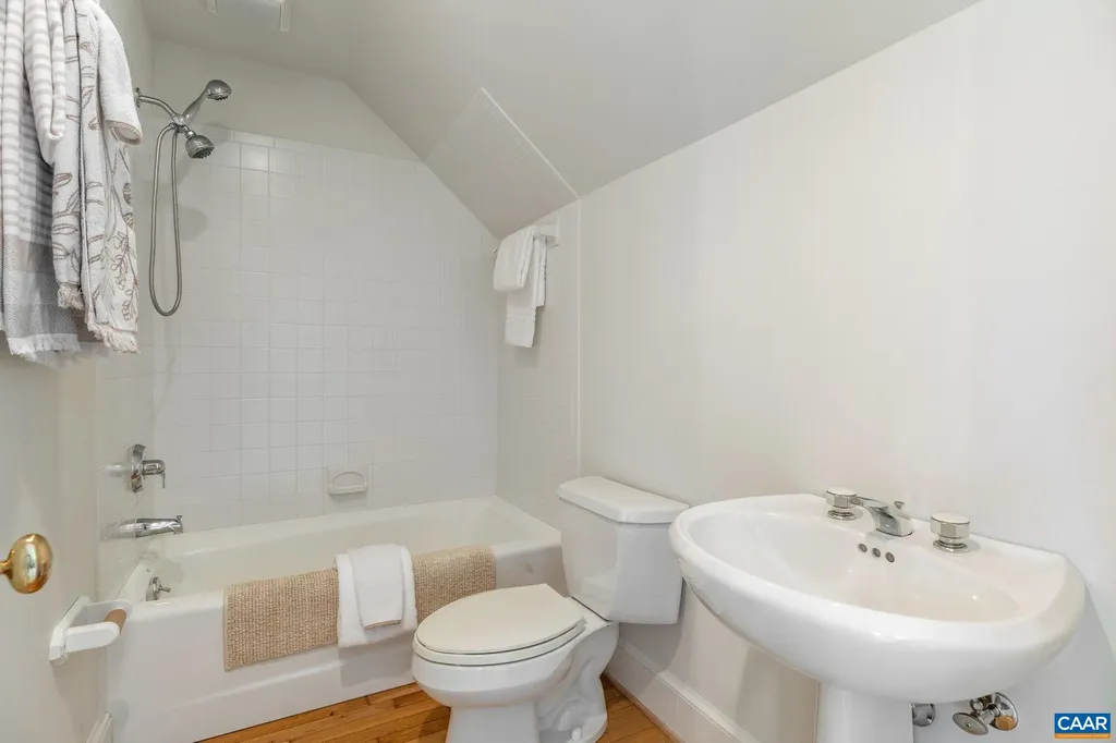 353 Bloomfield Road Charlottesville VA 22901