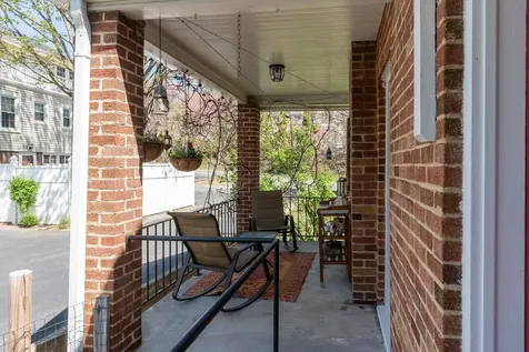 6 Woodrow Avenue Staunton VA 24401