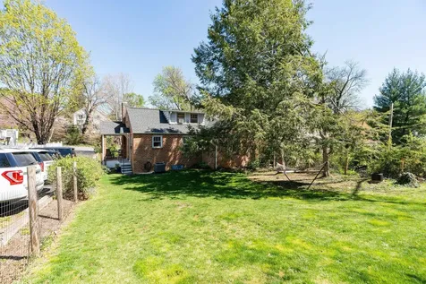 6 Woodrow Avenue Staunton VA 24401