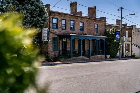 222 Main Street Dayton VA 22821