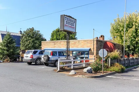 222 Main Street Dayton VA 22821