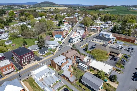 222 Main Street Dayton VA 22821