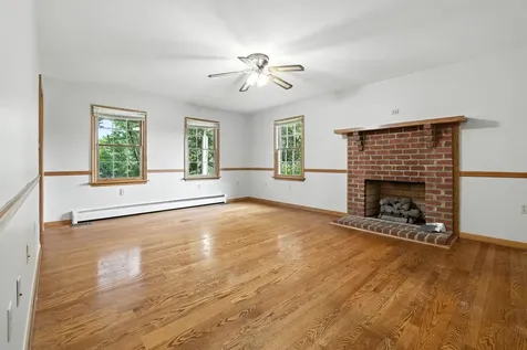 1699 Mill Creek Crossroads Luray VA 22835