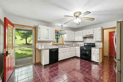 1699 Mill Creek Crossroads Luray VA 22835