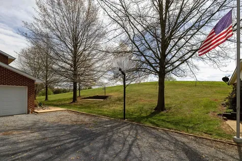 1699 Mill Creek Crossroads Luray VA 22835