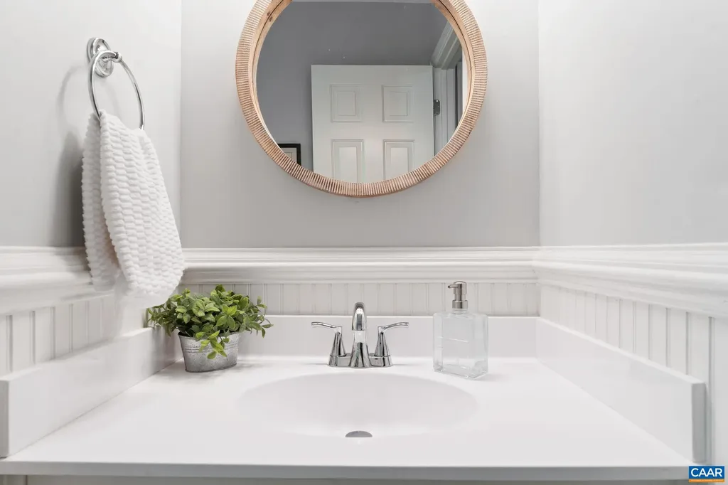 3000 Cove Lane Charlottesville VA 22911