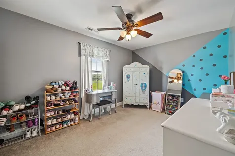 23 Joy Lane Fishersville VA 22939