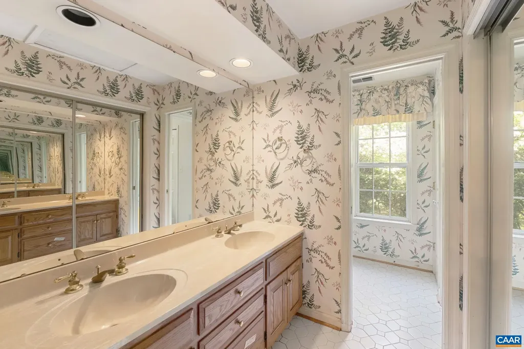 995 Owensville Road Charlottesville VA 22901