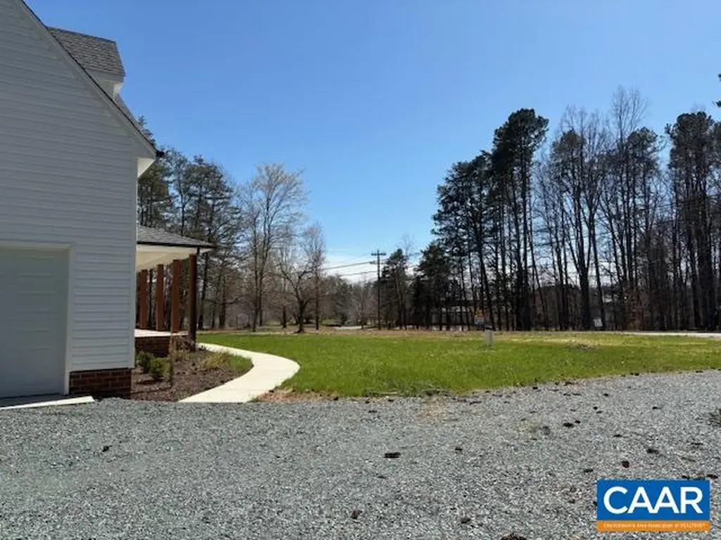 4398 Thomas Jefferson Parkway Palmyra VA 22963