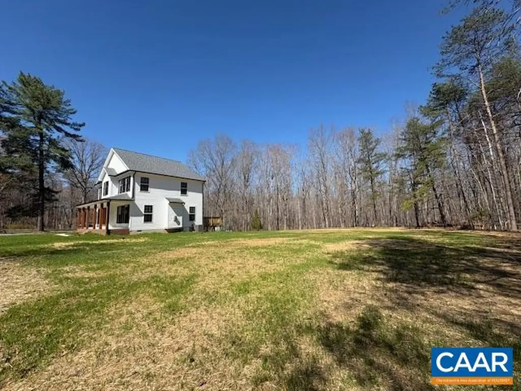 4398 Thomas Jefferson Parkway Palmyra VA 22963