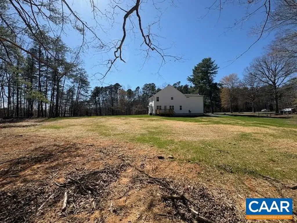 4398 Thomas Jefferson Parkway Palmyra VA 22963