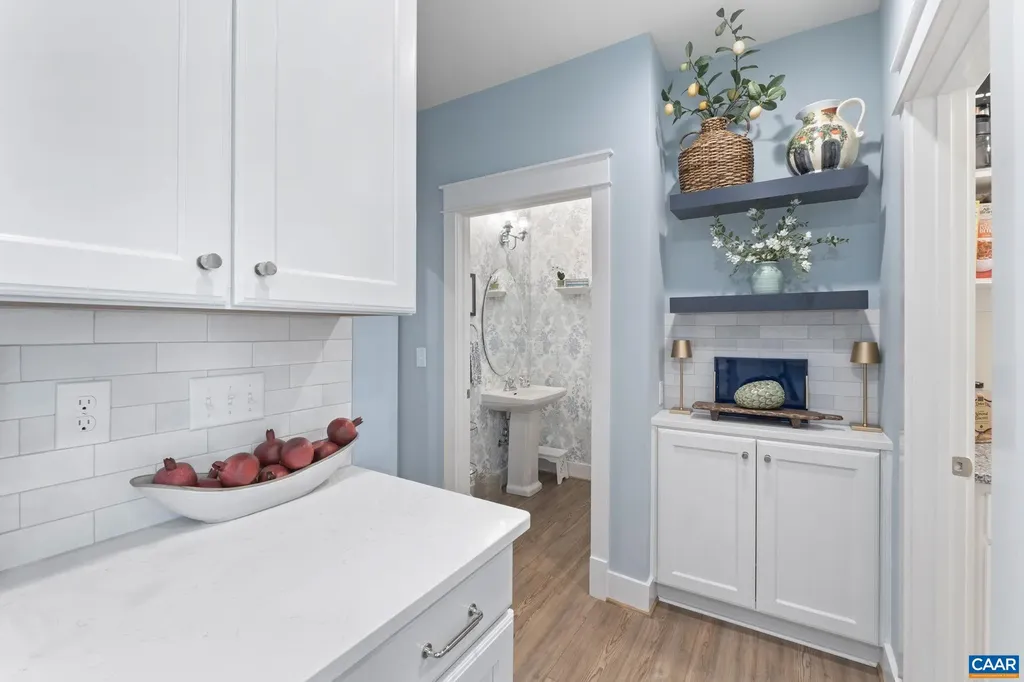 407 Fenton Court Keswick VA 22947