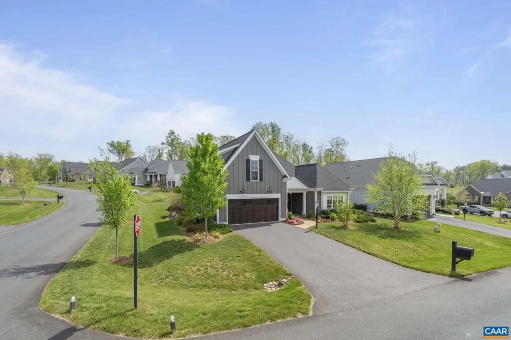 407 Fenton Court Keswick VA 22947