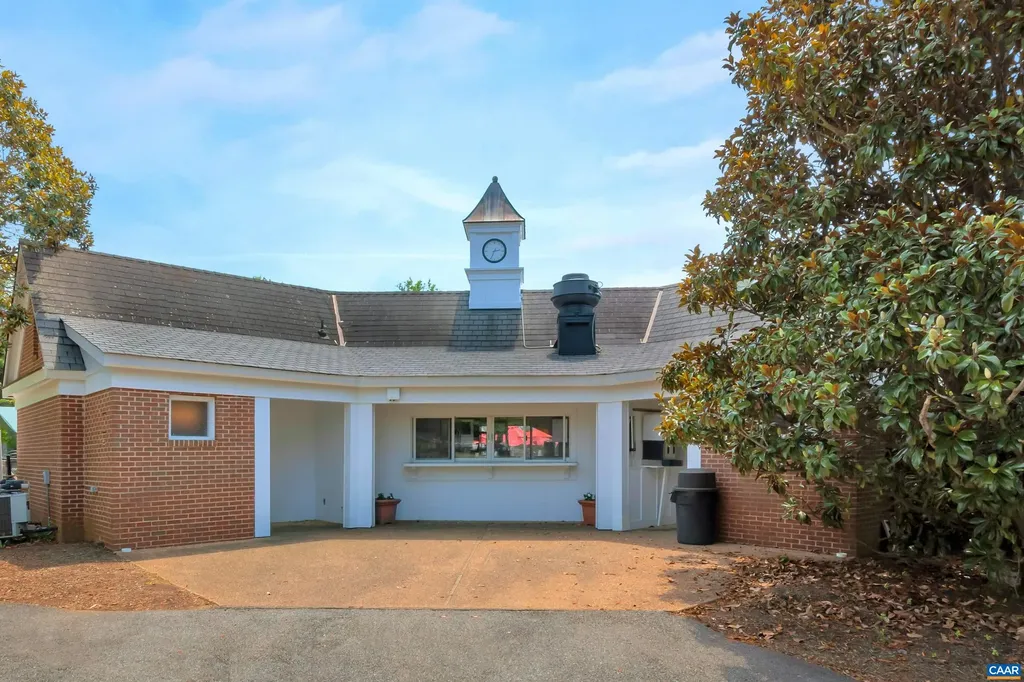 407 Fenton Court Keswick VA 22947